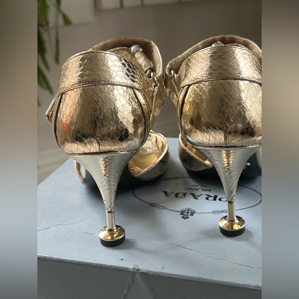 PRADA Gold peeptoe pump sandals size 40/US 10, iconic, worn once - Picture 7 of 12